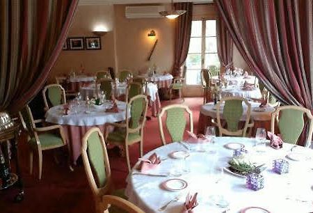 Hotel La Chaum'Yerres Chaumes-en-Brie Exterior photo
